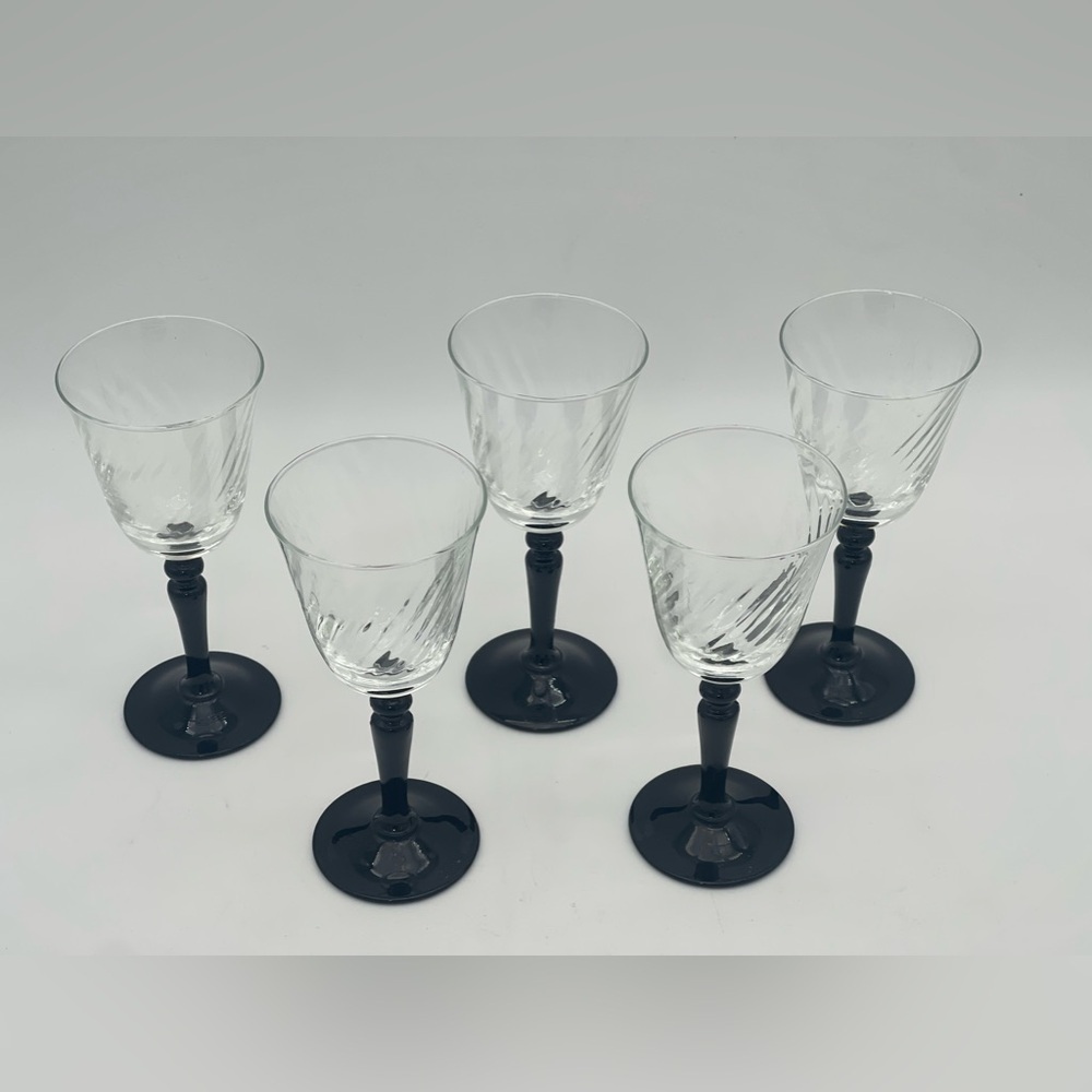 Set of five Luminarc Optic Swirl Wine Glasses | Vintage Luminarc France glasses